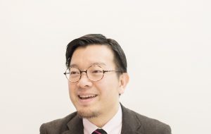 虹色の小さなマークが大きな安心になるよう